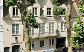 Pand 17 - Charming Guesthouse